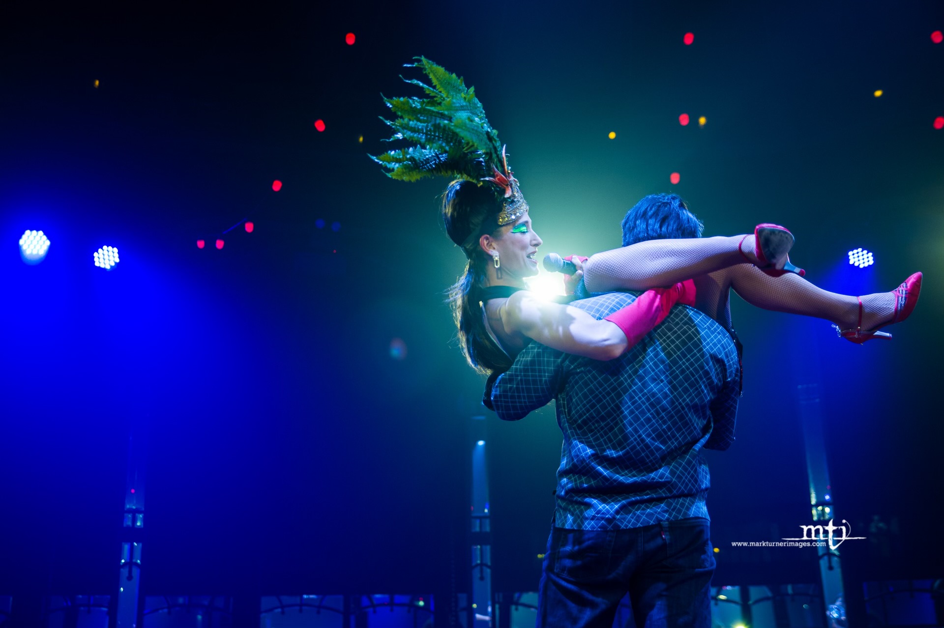 La Dolce Flamingo in Spiegelworld's Empire